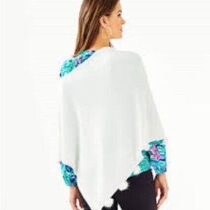 Lilly Pulitzer - GRAY- Oakley Faux Fur Pom Pom Wrap